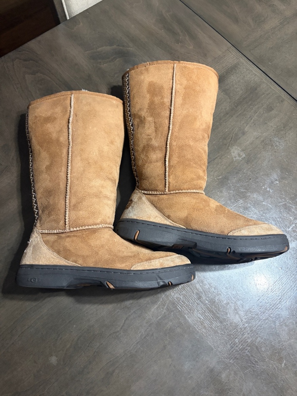 UGG Ultra tall Shearling Embroidered Chestnut boots size 9 - Picture 6 of 15